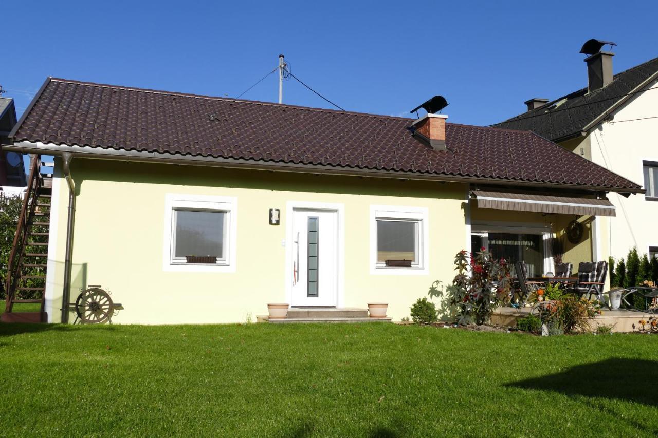 Ferienwohnung Stichauner Bodensdorf Camera foto