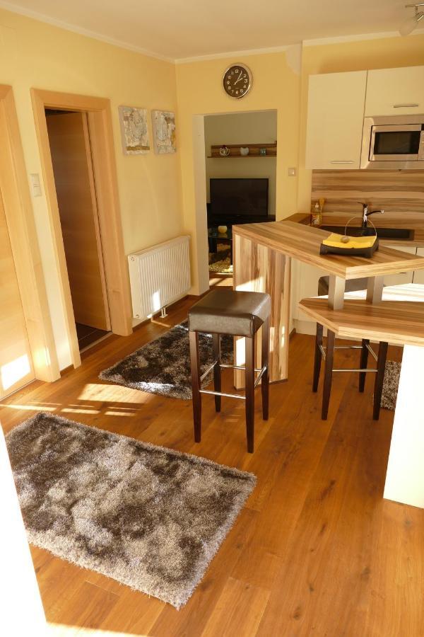 Ferienwohnung Stichauner Bodensdorf Camera foto
